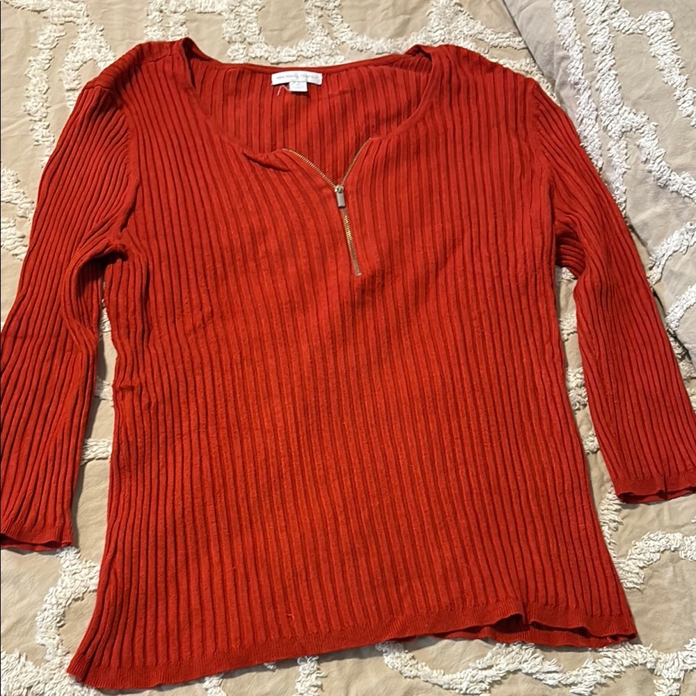 New York & Company Red Ribbed Sweatshirt